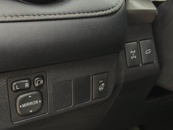 Toyota RAV4 IV (XA40) Рестайлинг с пробегом 2018 года, цена 1 990 000 рублей, 129623 км, внедорожник, Автокод Объявления