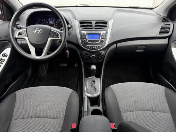 Hyundai Solaris I с пробегом 2014 года, цена 930 000 рублей, 105000 км, седан, Автокод Объявления