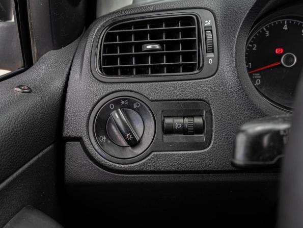 Volkswagen Polo V с пробегом 2014 года, цена 550 000 рублей, 95586 км, седан, Автокод Объявления