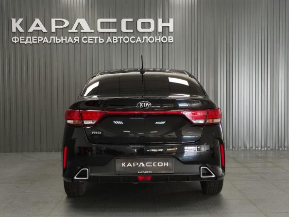 Kia Rio IV Рестайлинг с пробегом 2021 года, цена 1 810 000 рублей, 84960 км, седан, Автокод Объявления