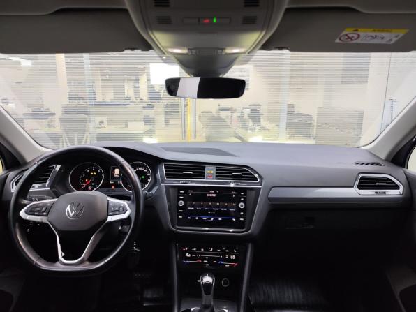 Volkswagen Tiguan II Рестайлинг с пробегом 2021 года, цена 2 600 000 рублей, 98841 км, внедорожник, Автокод Объявления