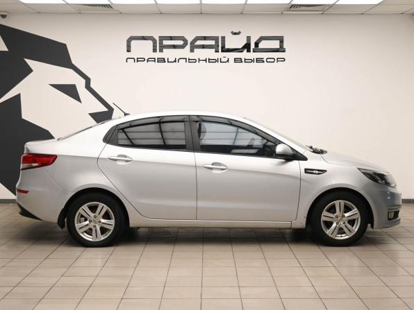 Kia Rio III Рестайлинг с пробегом 2016 года, цена 950 000 рублей, 217656 км, седан, Автокод Объявления