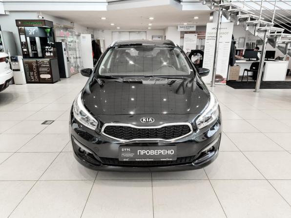 Kia Ceed II Рестайлинг с пробегом 2017 года, цена 1 450 000 рублей, 136556 км, универсал, Автокод Объявления