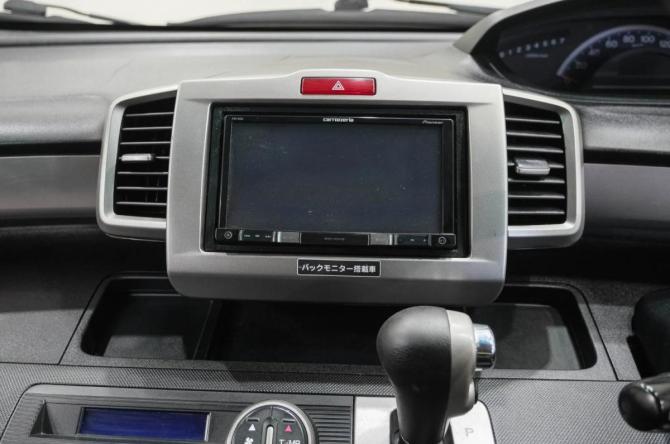 Honda Freed I Рестайлинг 2 с пробегом 2015 года, цена 1 099 000 рублей, 148000 км, компактвэн, Автокод Объявления