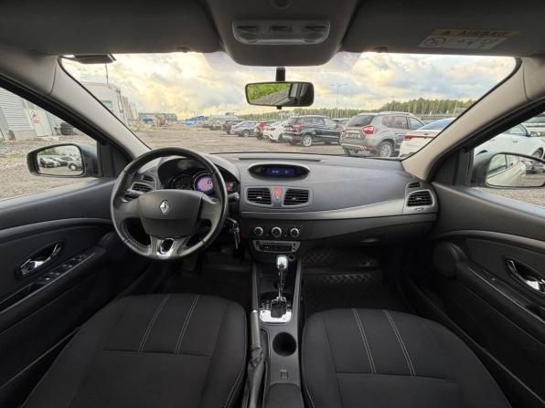 Renault Fluence I Рестайлинг с пробегом 2014 года, цена 685 000 рублей, 190156 км, седан, Автокод Объявления