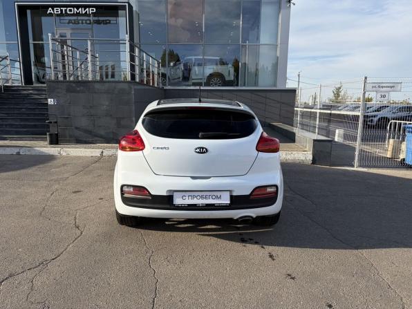 Kia Ceed II с пробегом 2013 года, цена 930 000 рублей, 215059 км, хэтчбек, Автокод Объявления