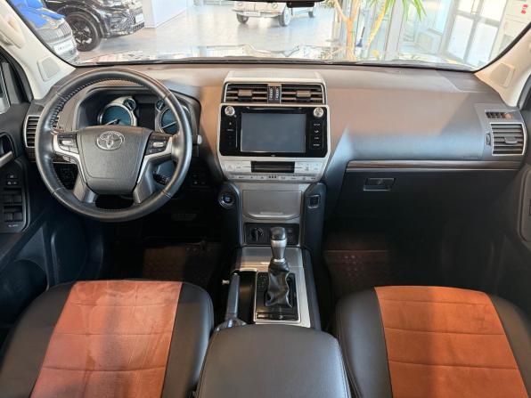 Toyota Land Cruiser Prado 150 Series Рестайлинг 2 с пробегом 2018 года, цена 5 650 000 рублей, 73873 км, внедорожник, Автокод Объявления