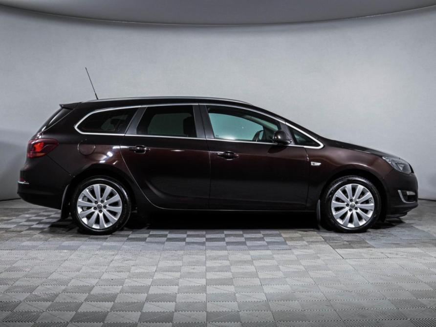 Opel Astra J Рестайлинг Москва  - изображение 4