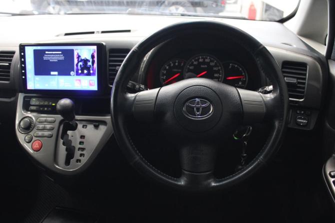 Toyota Wish I с пробегом 2005 года, цена 799 000 рублей, 251959 км, минивэн, Автокод Объявления