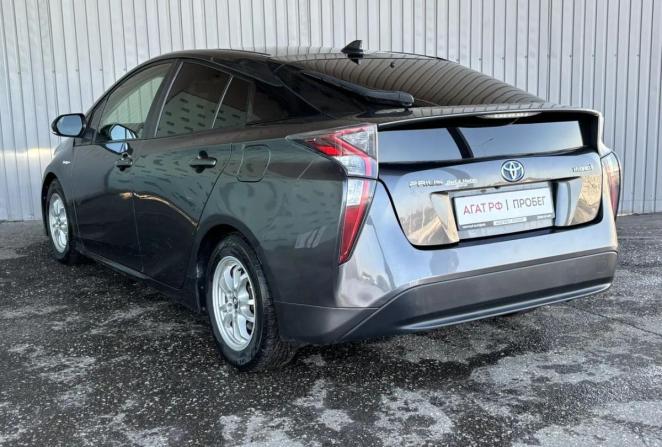Toyota Prius III Рестайлинг (XW30) с пробегом 2016 года, цена 1 630 000 рублей, 133023 км, лифтбек, Автокод Объявления