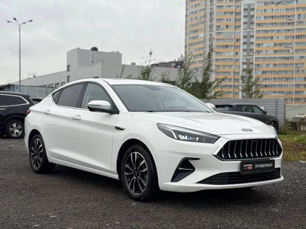JAC J7 I с пробегом 2023 года, цена 1 125 000 рублей, 82000 км, лифтбек, Автокод Объявления