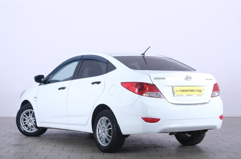Hyundai Solaris I Омск  - изображение 5