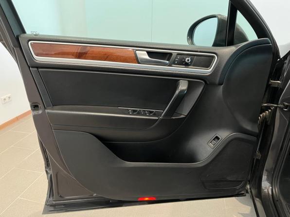 Volkswagen Touareg II с пробегом 2010 года, цена 1 750 000 рублей, 241319 км, внедорожник, Автокод Объявления