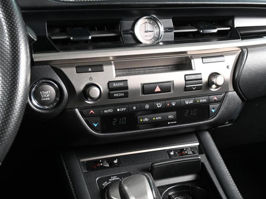 Lexus ES VI Рестайлинг Ростов-на-Дону  - изображение 18