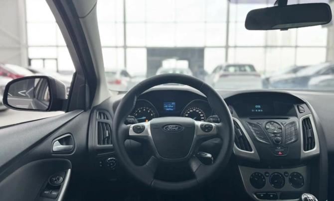 Ford Focus III с пробегом 2013 года, цена 899 000 рублей, 130100 км, универсал, Автокод Объявления