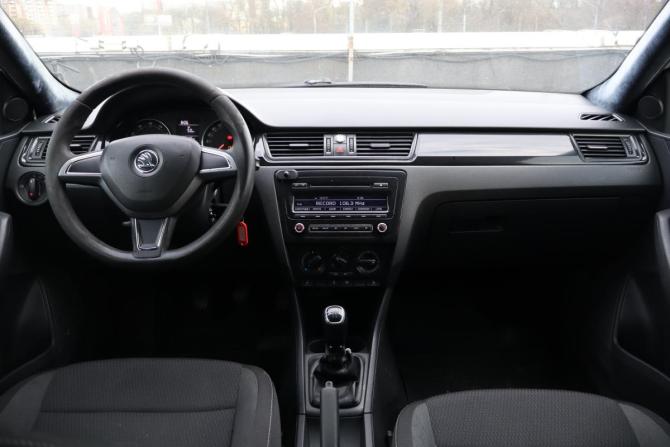 Skoda Rapid I с пробегом 2014 года, цена 439 000 рублей, 256000 км, лифтбек, Автокод Объявления