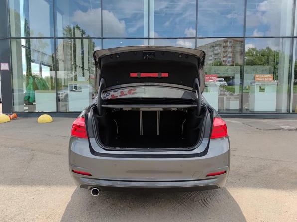BMW 3 серии VI (F3x) Рестайлинг с пробегом 2018 года, цена 2 240 000 рублей, 138195 км, седан, Автокод Объявления
