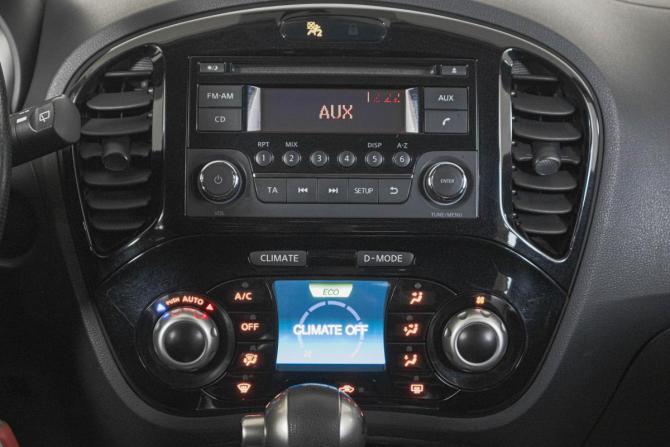 Nissan Juke I Рестайлинг с пробегом 2014 года, цена 1 199 000 рублей, 189000 км, внедорожник, Автокод Объявления