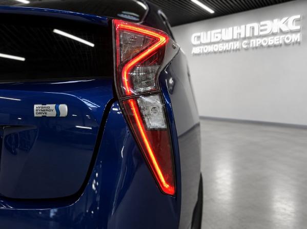 Toyota Prius IV (XW50) с пробегом 2018 года, цена 1 450 000 рублей, 239351 км, лифтбек, Автокод Объявления
