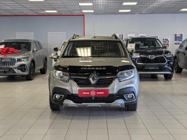 Renault Sandero II Рестайлинг с пробегом 2019 года, цена 999 000 рублей, 104000 км, хэтчбек, Автокод Объявления