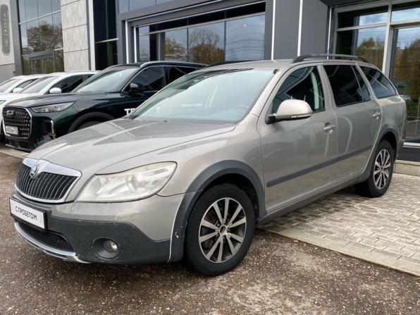 Skoda Octavia II (A5) Рестайлинг с пробегом 2009 года, цена 790 000 рублей, 225461 км, универсал, Автокод Объявления