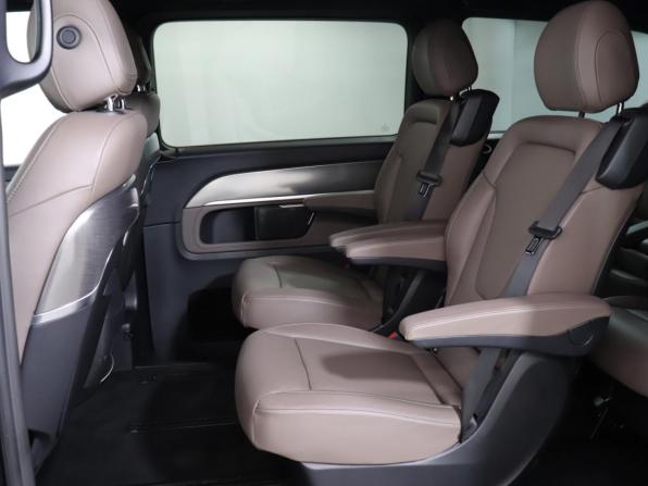 Mercedes-Benz V-Класс III (W447) Рестайлинг с пробегом 2022 года, цена 8 473 322 рубля, 40364 км, минивэн, Автокод Объявления