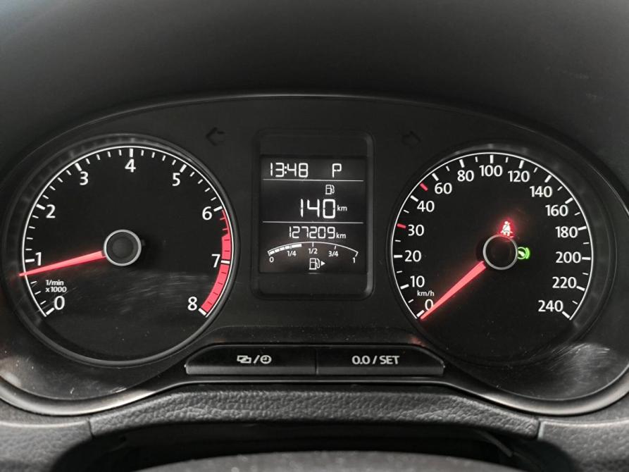 Volkswagen Polo V Рестайлинг Казань  - изображение 16