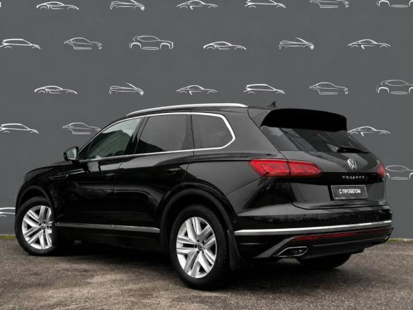 Volkswagen Touareg III с пробегом 2021 года, цена 6 980 400 рублей, 81604 км, внедорожник, Автокод Объявления