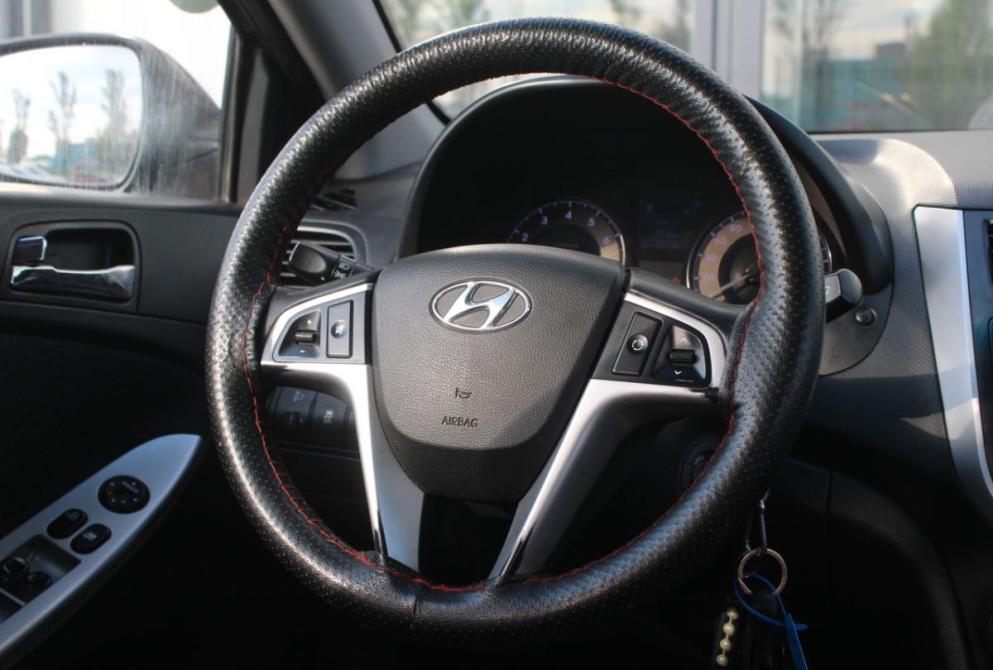 Hyundai Solaris I Саратов  - изображение 21