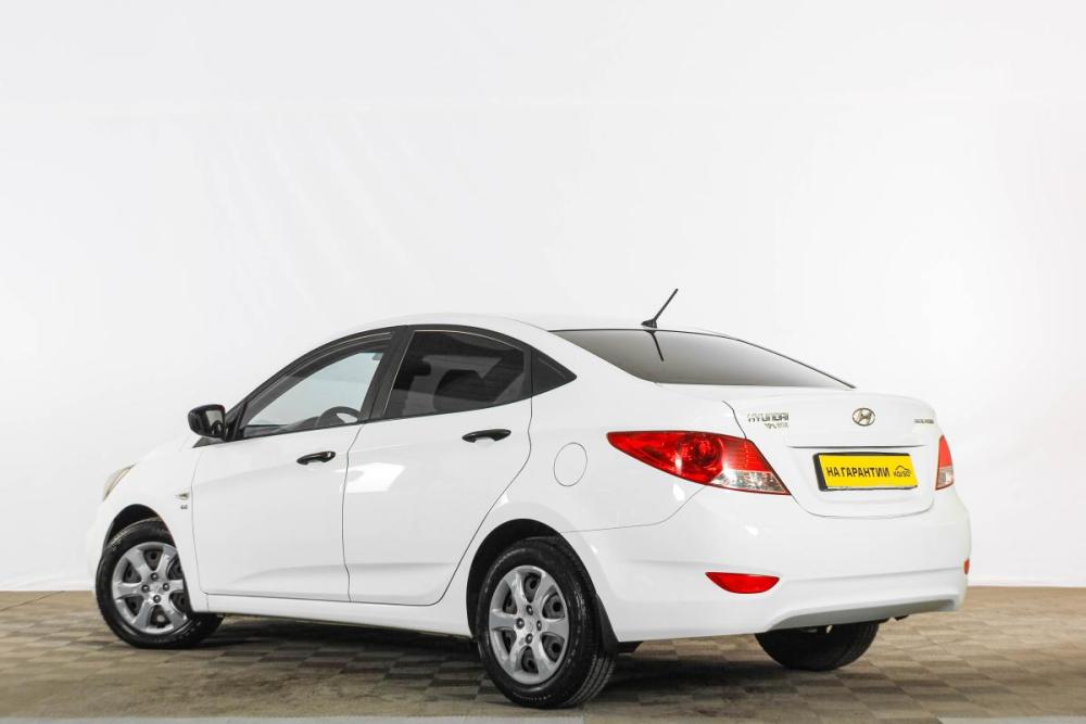 Hyundai Solaris I Тюмень  - изображение 5
