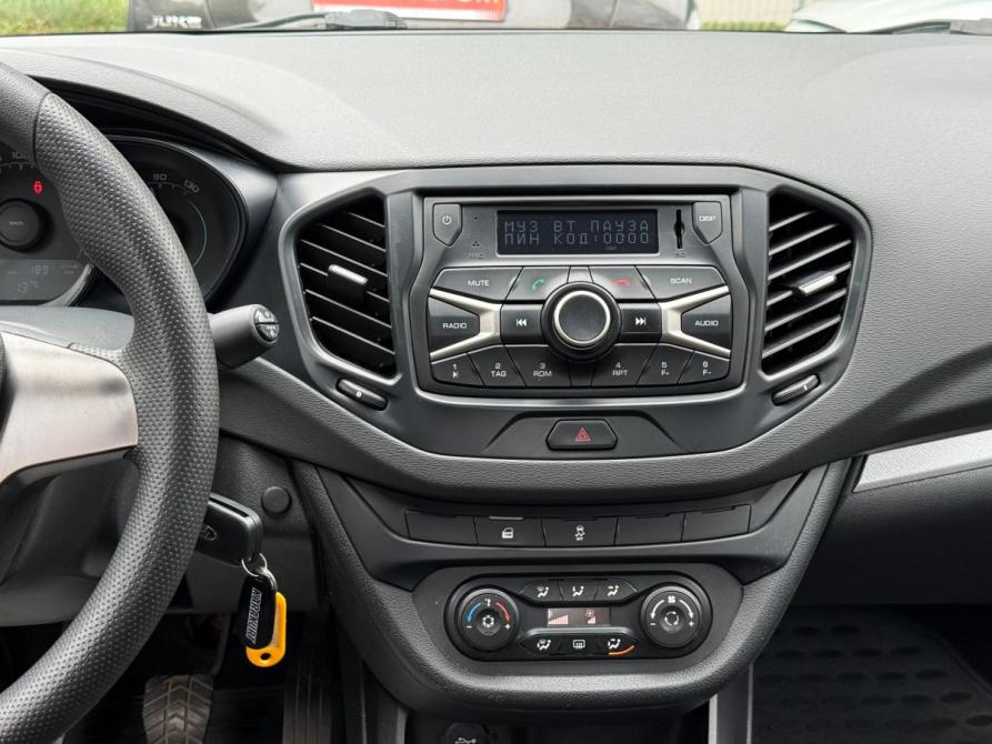 Lada (ВАЗ) Vesta I Санкт-Петербург  - изображение 10
