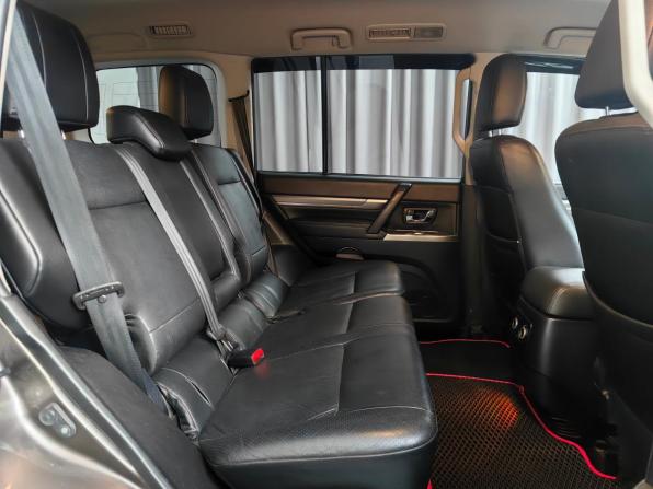 Mitsubishi Pajero IV Рестайлинг 1 с пробегом 2012 года, цена 1 799 000 рублей, 158618 км, внедорожник, Автокод Объявления