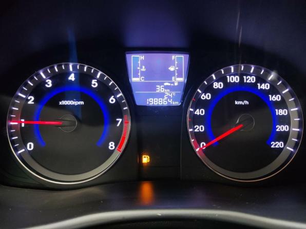 Hyundai Solaris I Рестайлинг с пробегом 2016 года, цена 864 240 рублей, 197614 км, седан, Автокод Объявления