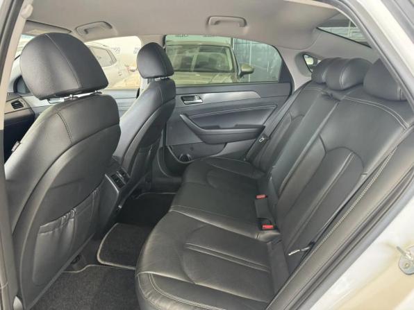 Hyundai Sonata VII (LF) Рестайлинг с пробегом 2018 года, цена 1 500 000 рублей, 228000 км, седан, Автокод Объявления