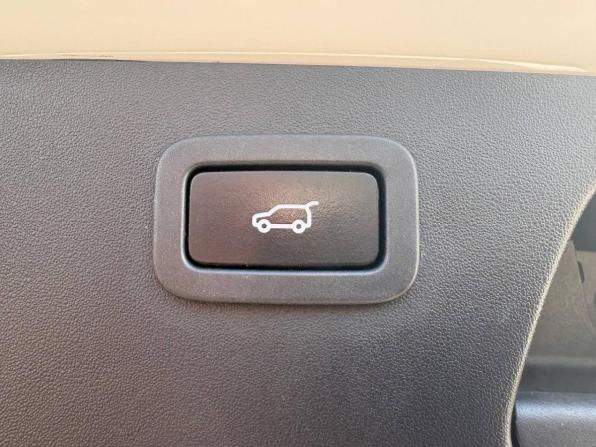 Jaguar E-Pace I с пробегом 2019 года, цена 2 100 000 рублей, 197000 км, внедорожник, Автокод Объявления