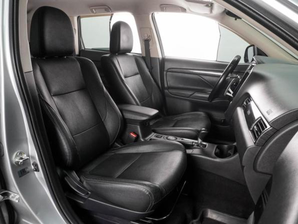Mitsubishi Outlander III Рестайлинг 2 с пробегом 2016 года, цена 1 599 000 рублей, 222234 км, внедорожник, Автокод Объявления