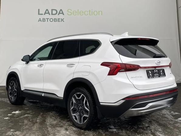 Hyundai Santa Fe IV Рестайлинг с пробегом 2023 года, цена 4 396 000 рублей, 61050 км, внедорожник, Автокод Объявления