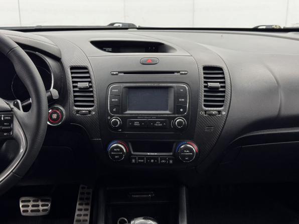 Kia Cerato III с пробегом 2015 года, цена 1 070 000 рублей, 192690 км, седан, Автокод Объявления