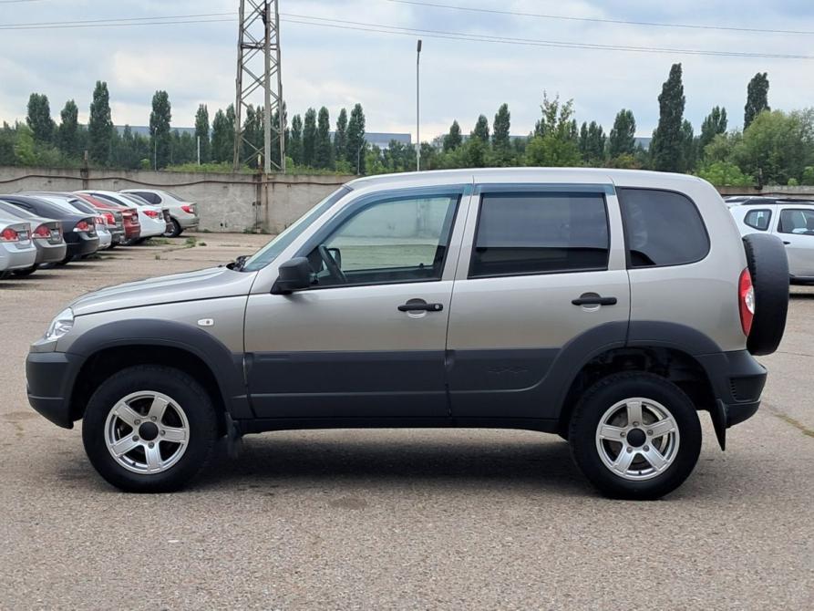 Chevrolet Niva I Рестайлинг Набережные Челны  - изображение 10