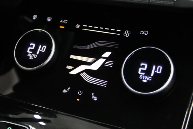 Exeed LX I Рестайлинг с пробегом 2024 года, цена 2 095 950 рублей, 38732 км, внедорожник, Автокод Объявления