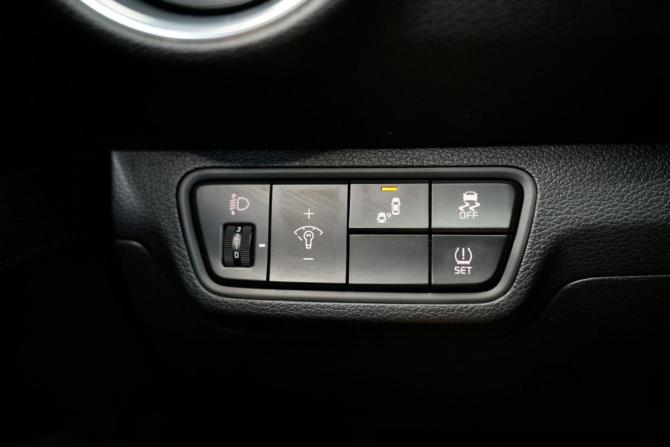 Kia Cerato IV с пробегом 2019 года, цена 2 090 000 рублей, 116000 км, седан, Автокод Объявления
