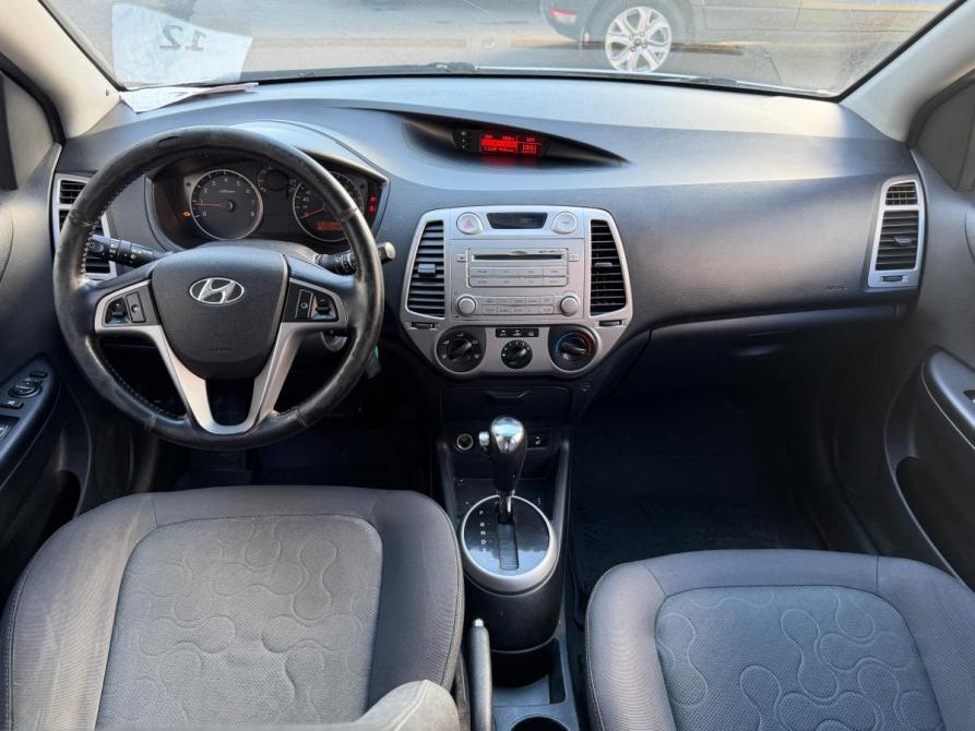 Hyundai i20 I Санкт-Петербург  - изображение 8
