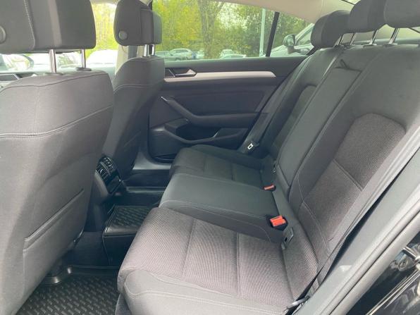 Volkswagen Passat B8 с пробегом 2019 года, цена 2 459 000 рублей, 60000 км, седан, Автокод Объявления