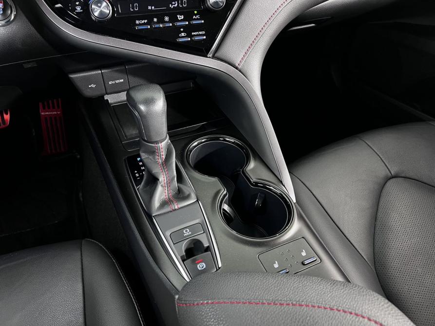 Toyota Camry VIII (XV70) Рестайлинг Калининград  - изображение 16