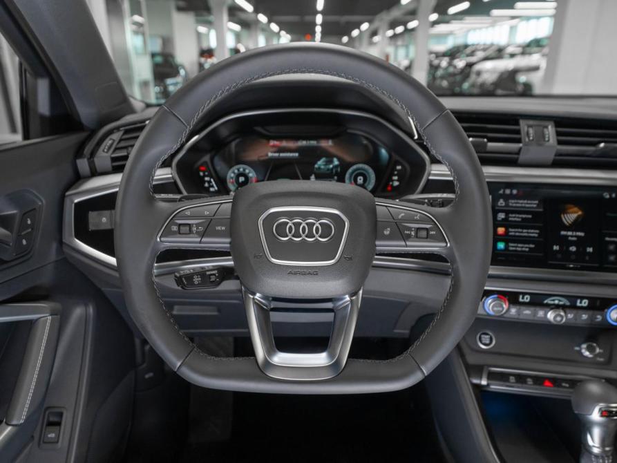 Audi Q3 II (F3) Москва  - изображение 11