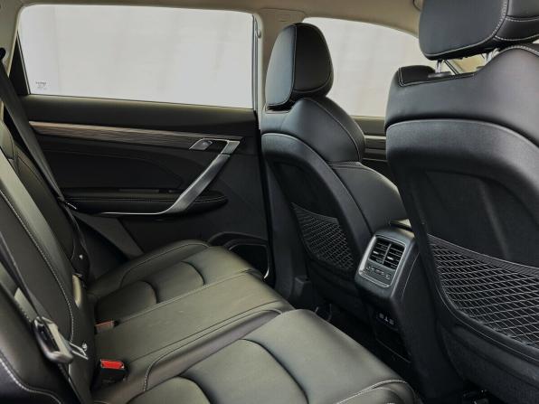 Geely Atlas Pro с пробегом 2023 года, цена 2 015 000 рублей, 57084 км, внедорожник, Автокод Объявления