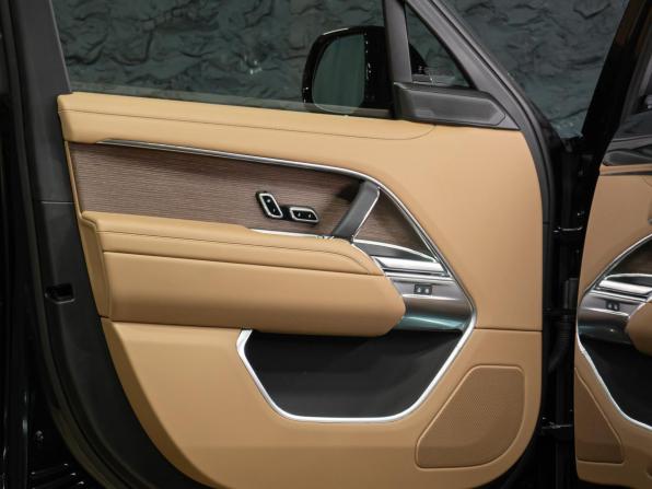 Land Rover Range Rover V с пробегом 2026 года, цена 21 490 000 рублей, 214 км, внедорожник, Автокод Объявления