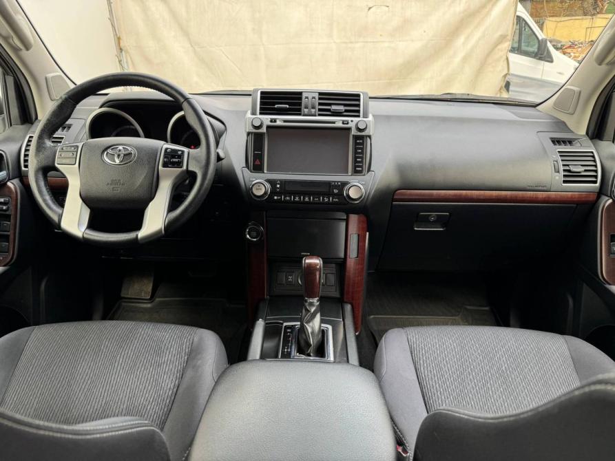 Toyota Land Cruiser Prado 150 Series Рестайлинг 1 Москва  - изображение 9