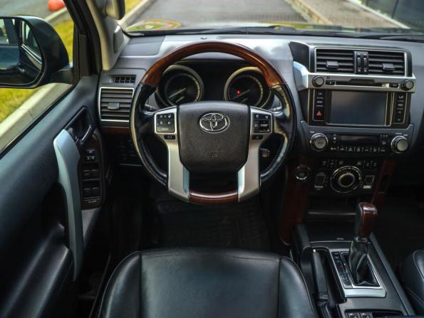 Toyota Land Cruiser Prado 150 Series Рестайлинг 1 с пробегом 2015 года, цена 3 687 321 рубль, 206865 км, внедорожник, Автокод Объявления