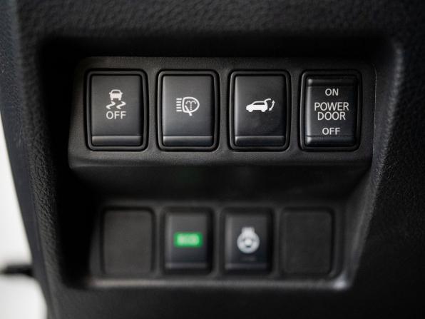 Nissan X-Trail III Рестайлинг с пробегом 2019 года, цена 2 500 000 рублей, 89814 км, внедорожник, Автокод Объявления